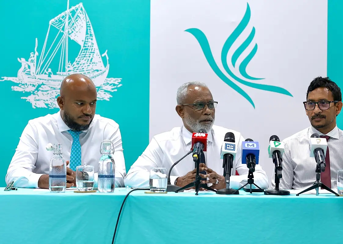 ޗެއާޕާސަން އިންތިހާބުގައި މީކާއިލަށް ވޯޓު ހޯދައިދޭން ޖެހުނީ އަޅުގަނޑުމެން: ފަލާހު
